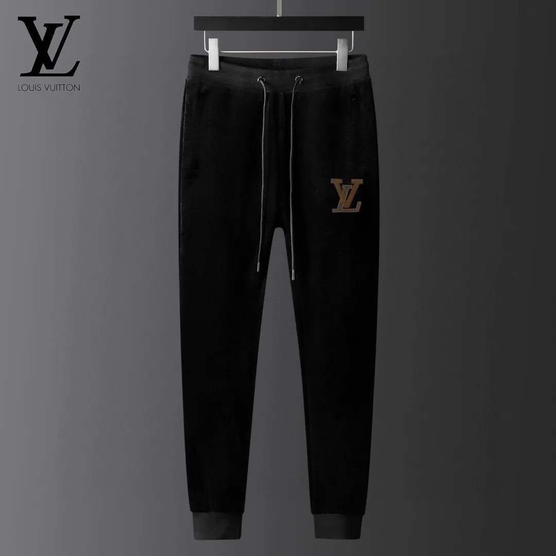 🅿️460 [LV Louis Vuitton] (Fat Man Gospel) 2025 autumn and winter new double-sided gold velvet suit is here (thick velvet) Milan fashion designer handsome cardigan suit, sneak peek, exclusive ready sale, simple yet fashionable, simple and capable, showing elegance, luxury, fashion and supreme quality, suitable for various occasions. Equipped with customer-supplied high-end hardware with logo and engraved embroidery technology M-4XL (can wear up to 200 pounds)